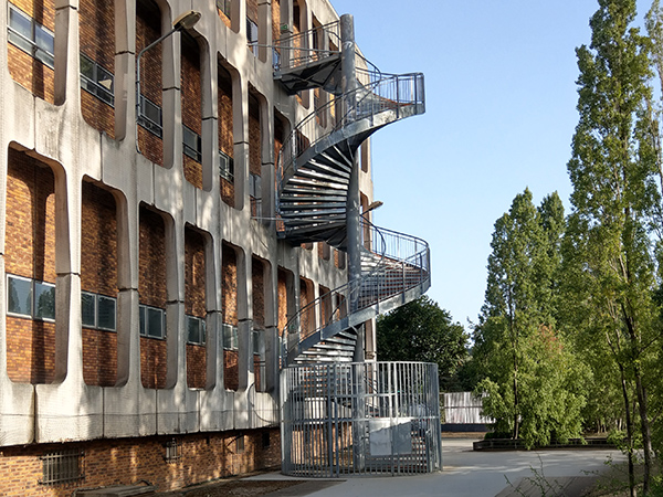 escalier de secours acier galvanise cage